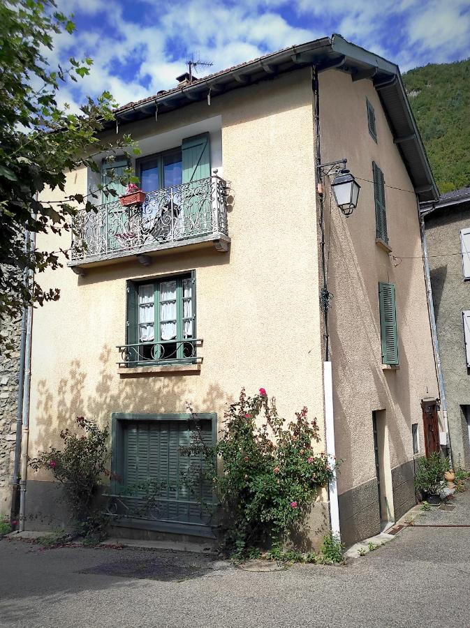 La Maison Des Vacances オザ エクステリア 写真